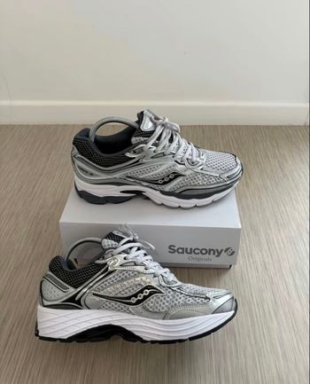 Saucony omni 9 gris noir 45