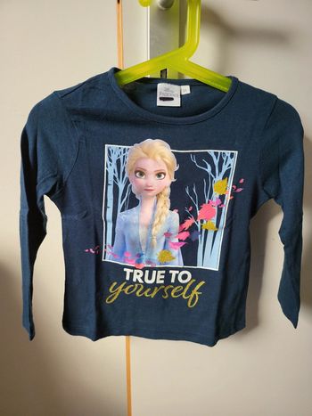 T-shirt manches longues reine des neiges 3 ans peu porté
