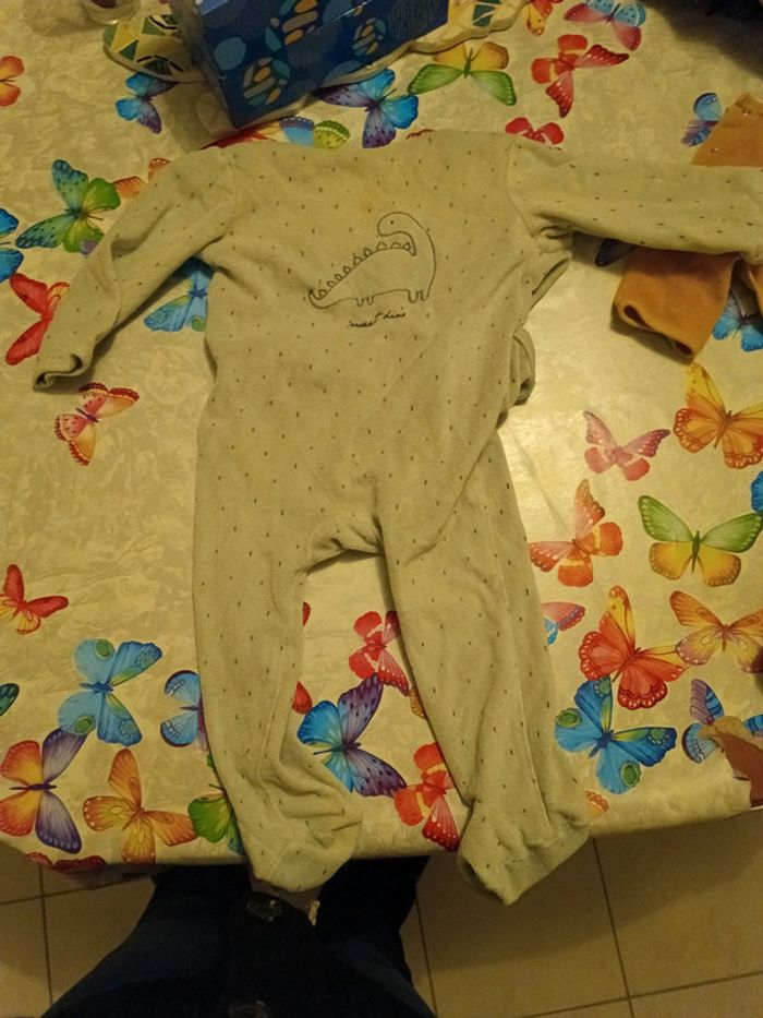 Lot 4 pyjamas et 1 body 24 mois Sergent major orchestra kiabi - photo numéro 6