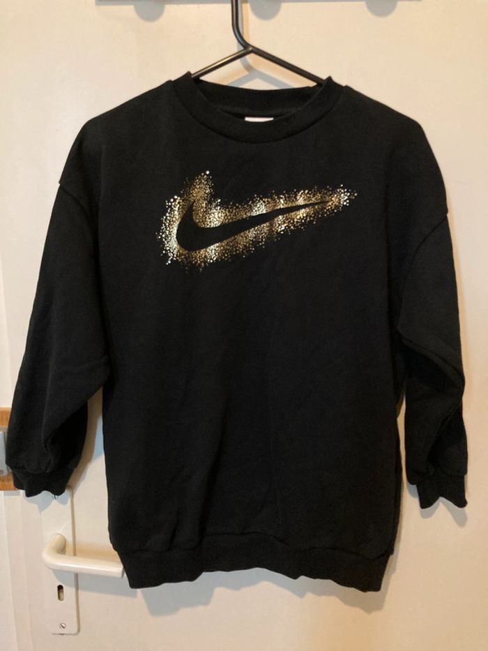 Pull Nike