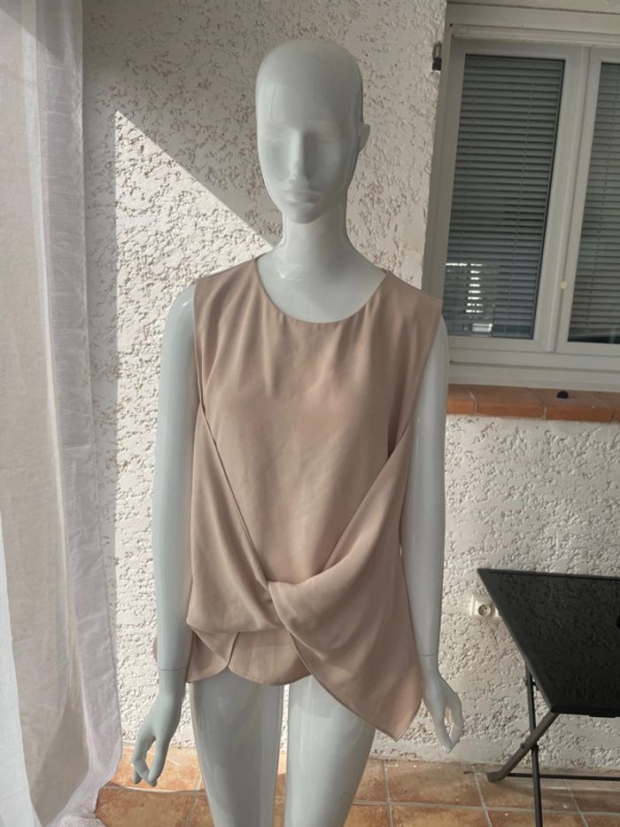 Haut  rose de la marque Zara, en taille XXL