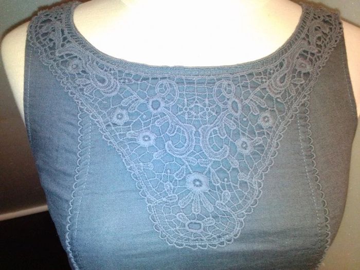 Robe grise plastron dentelle Cache Cache T36 - photo numéro 3