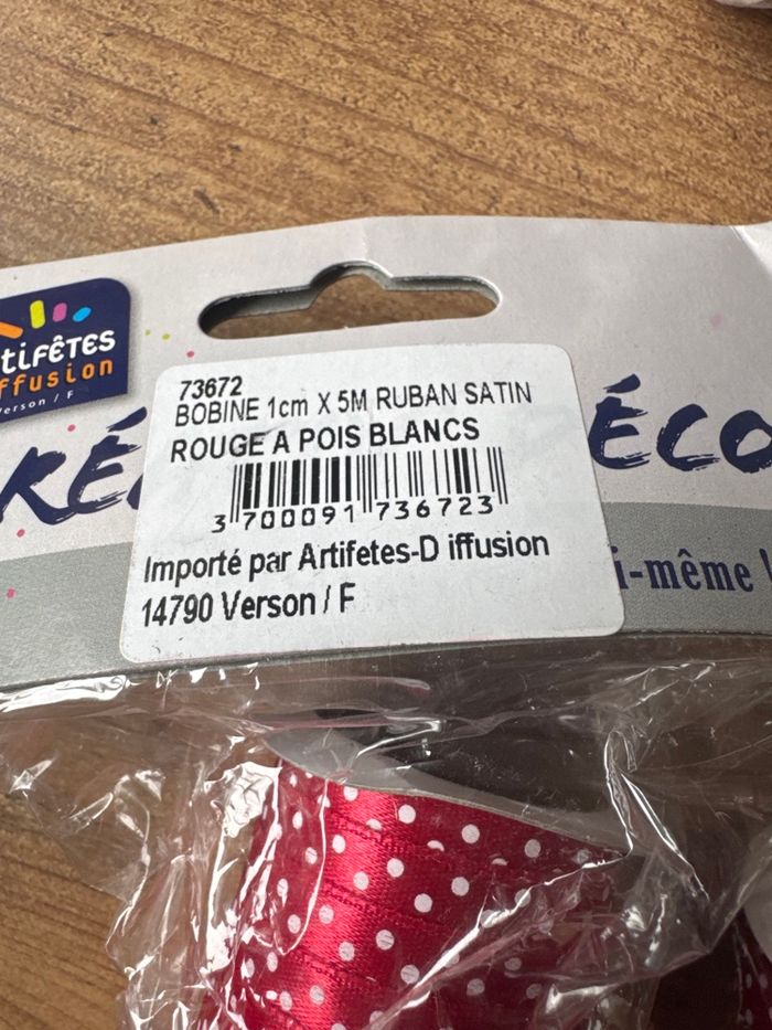 Lot de 5 bobines ruban rouge à pois blanc - photo numéro 3
