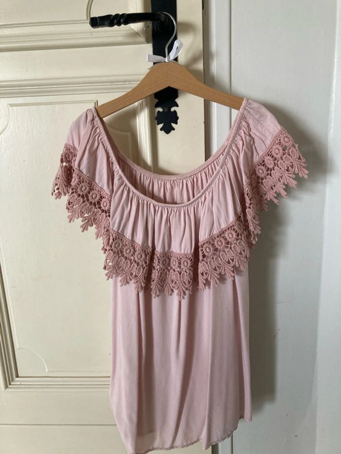 Haut sans manches fluides avec encolure broderie - photo numéro 2