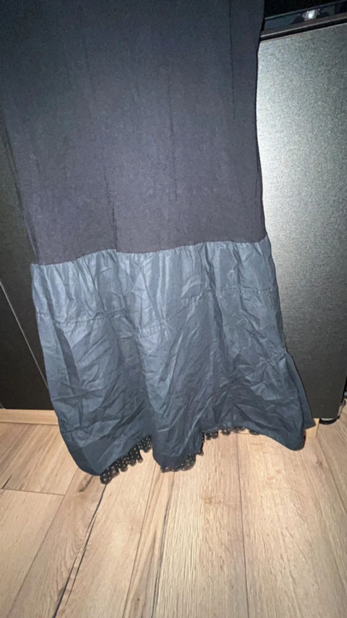 Robe noire - photo numéro 3