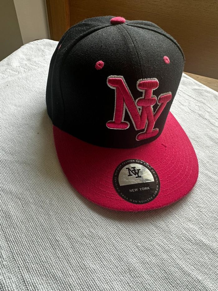 Casquette 🧢 NY Rose et Noir – Taille 58