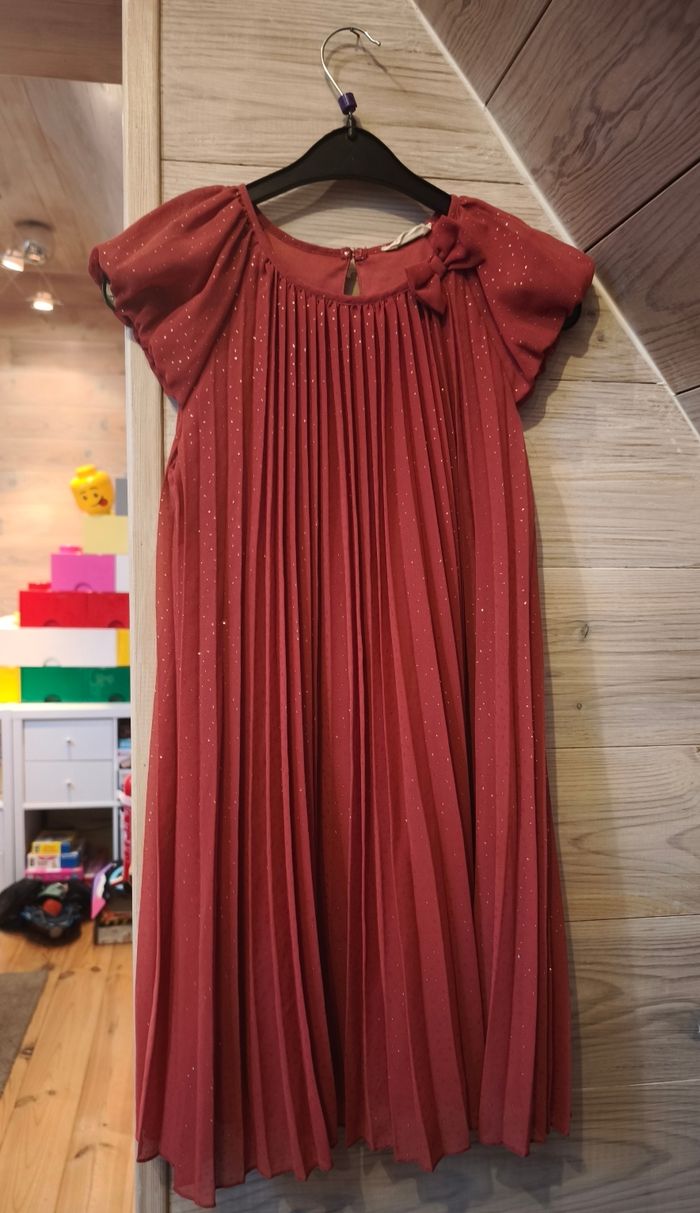 Robe fillette drapée paillettée Rose pâle taille 140cm TBE - photo numéro 4