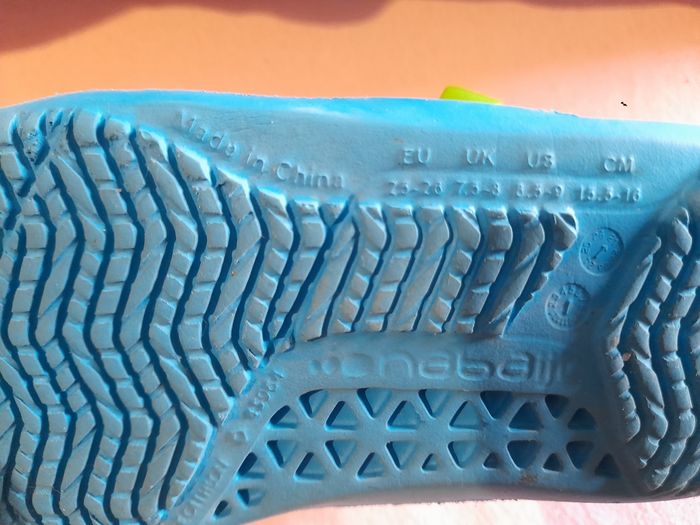 Chaussures de piscine - photo numéro 3