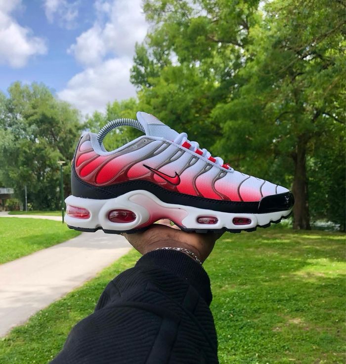 Tn blanc et rouge - photo numéro 5