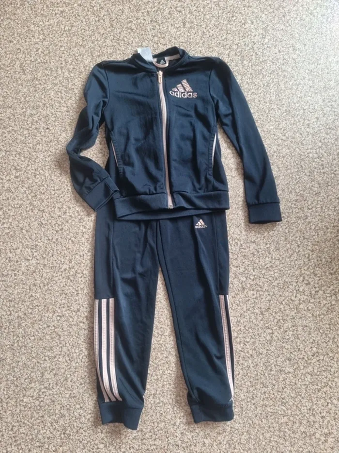 Ensemble adidas