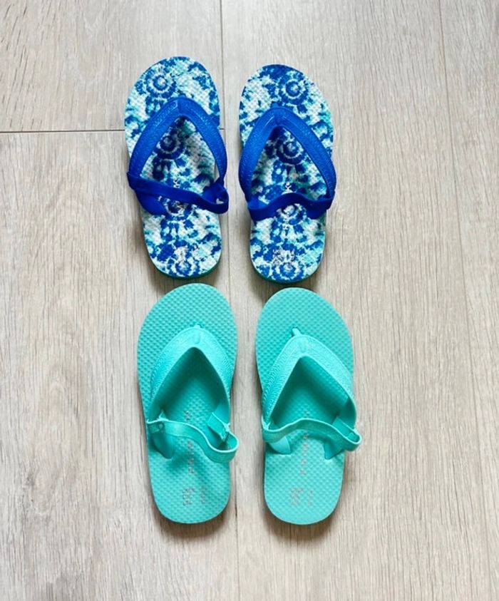 Deux paires de tong neuves 27