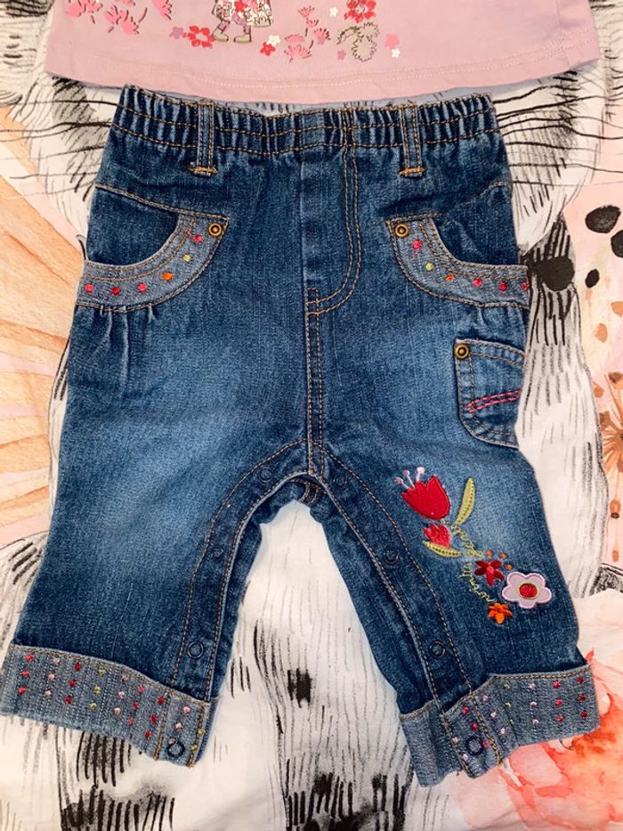 Ensemble t-shirt et jeans, taille 12 mois, marque Charlotte aux fraises. - photo numéro 2