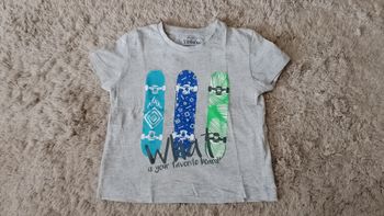Tee-shirt taille 4 ans