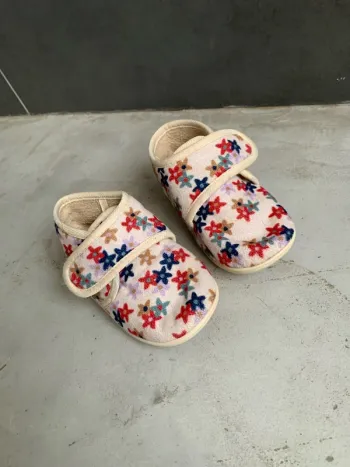 Chaussons scratch 23/24