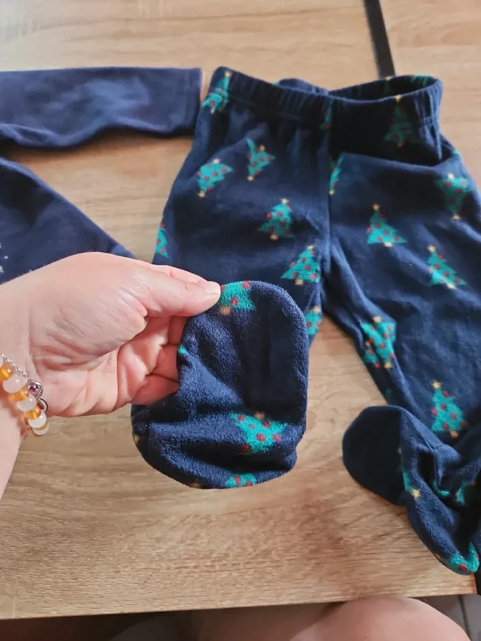 Pyjama polaire de Noël 🎄 9 mois 2 pièce bébé garçon - photo numéro 5