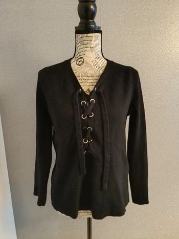 Pull laçage femme