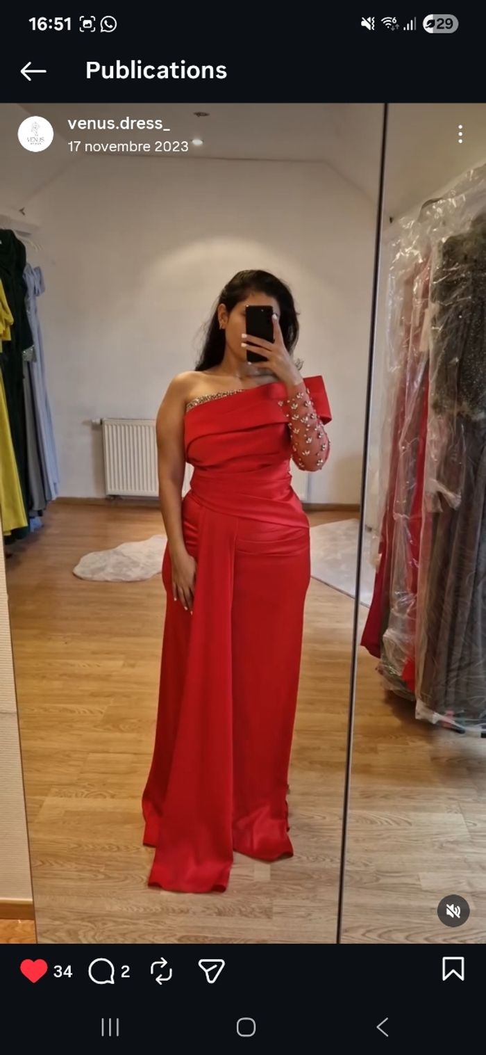 Robe rouge avec strasse - photo numéro 2