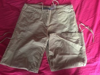 pantacourt kaki 16ans