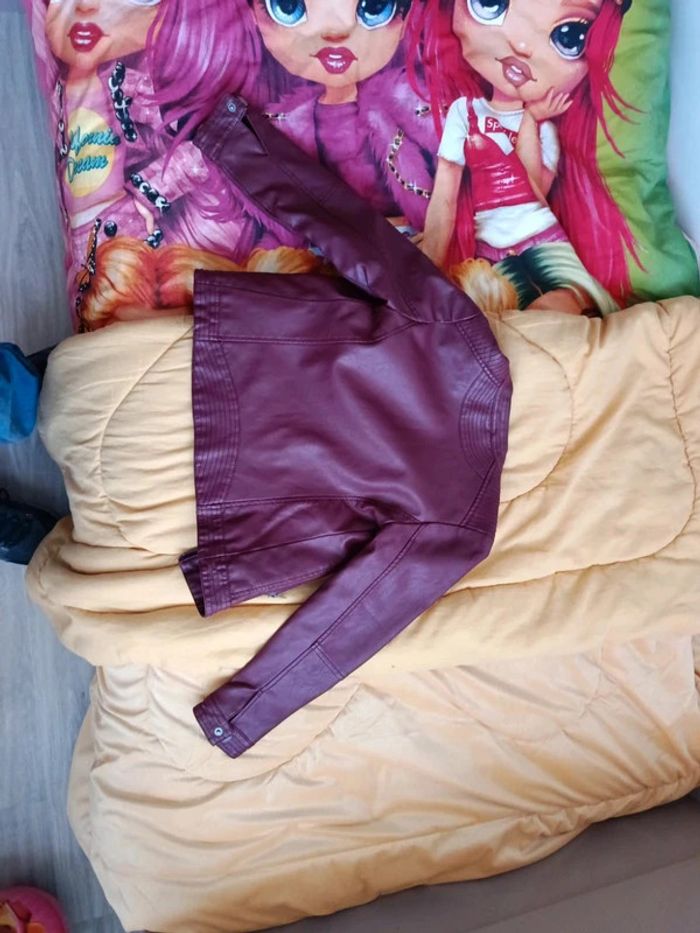 veste okaidi taille 8ans neuve - photo numéro 2