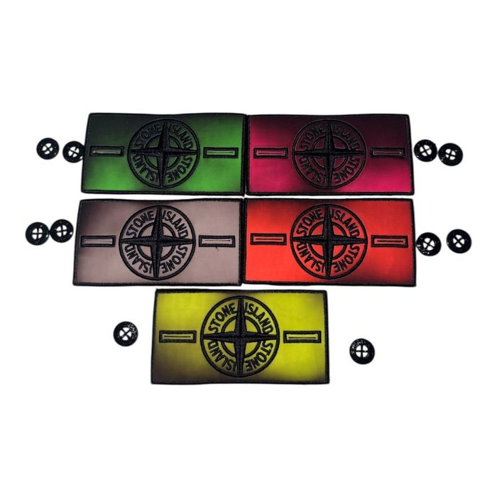 5 Thermo Patch Stone Island + 10 boutons - photo numéro 2