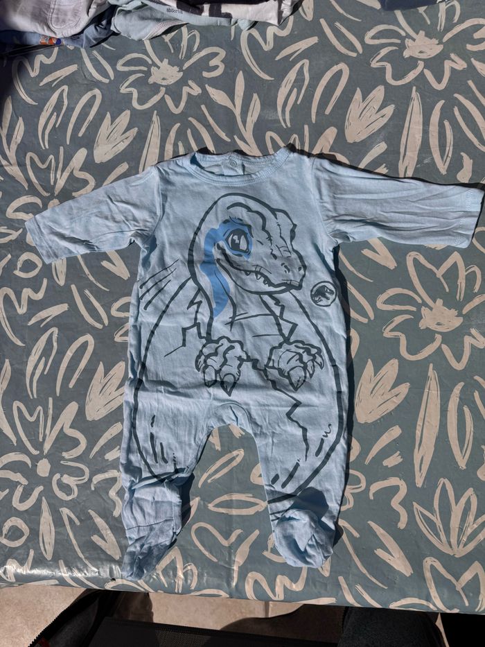 Pyjama fin avec pieds