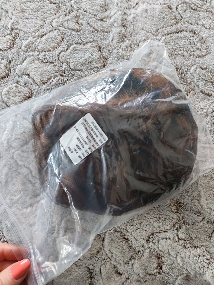 Serre tête avec demi perruque chatain ondulé synthétique - photo numéro 4