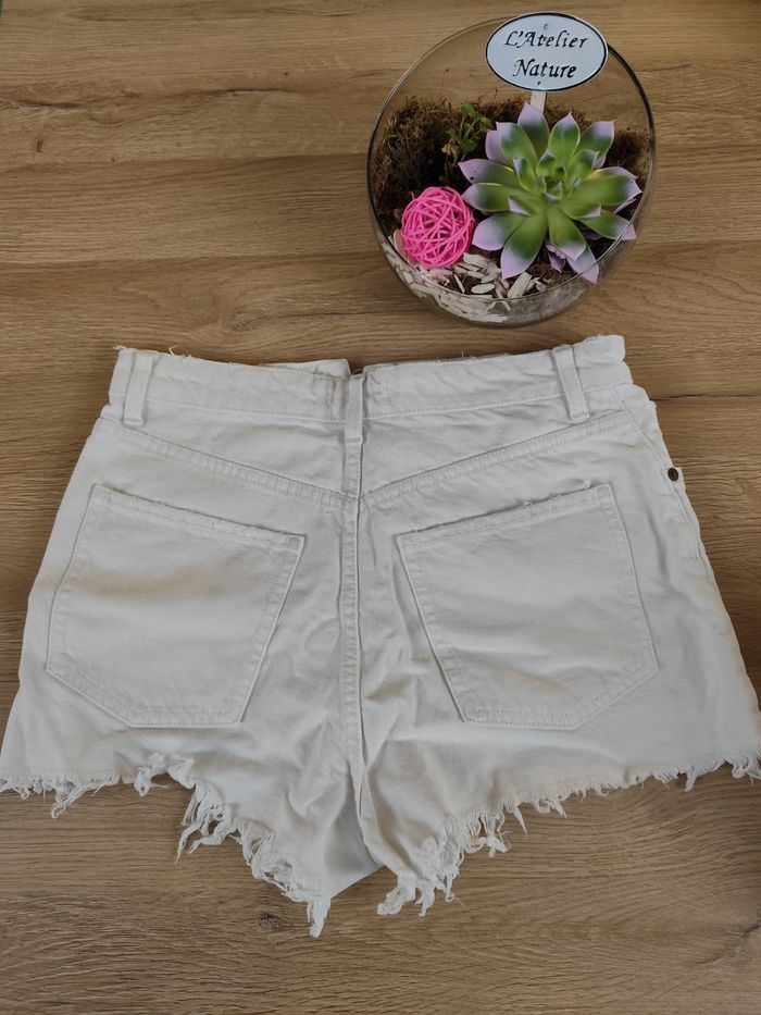 Short blanc Zara - photo numéro 2