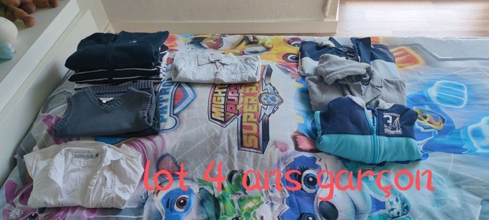 Vêtements 4 ans garçon