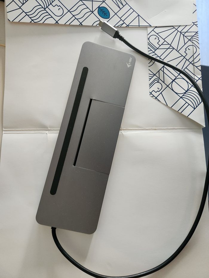 Station d’accueil i-tec USB-C 3xLCD Dock – PD 85W – Métal – Ultra-Slim - photo numéro 2