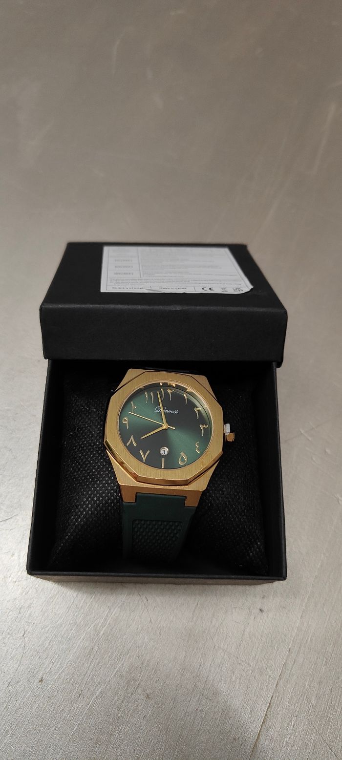 Montre à chiffre arabe - photo numéro 2