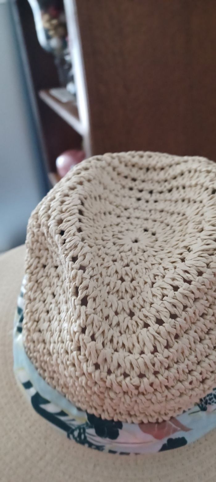 Très joli chapeau femme T U - photo numéro 6