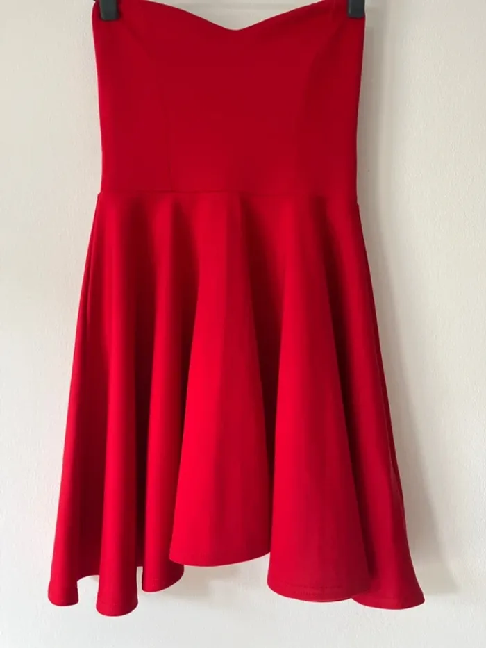 Robe rouge - photo numéro 3
