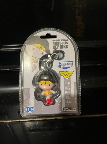 Lot 2 porte clé superman - wonder woman