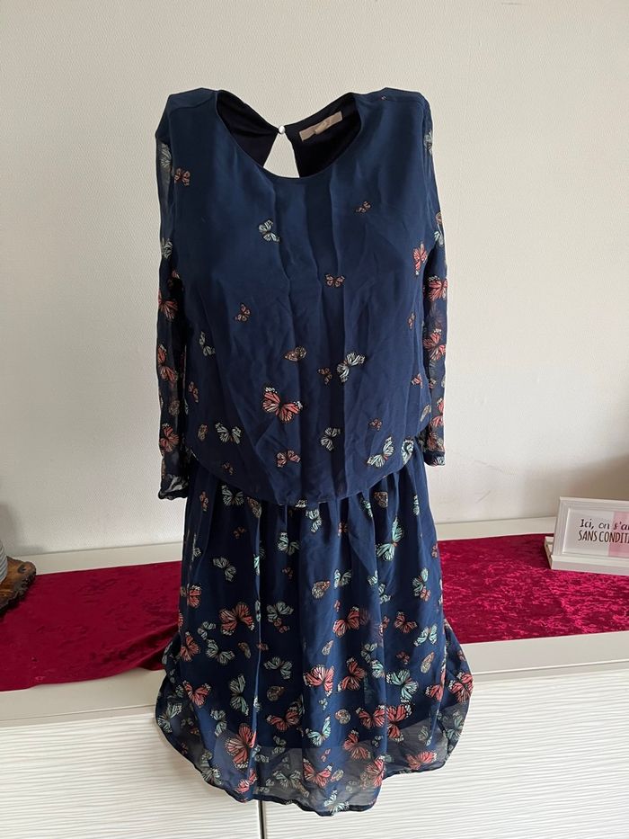 Robe de la marque esprit taille 36 en rdv motifs papillons - photo numéro 3