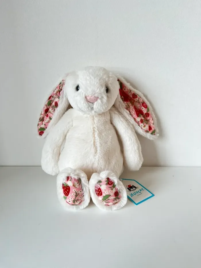 Blossom cream bunny berry Jellycat