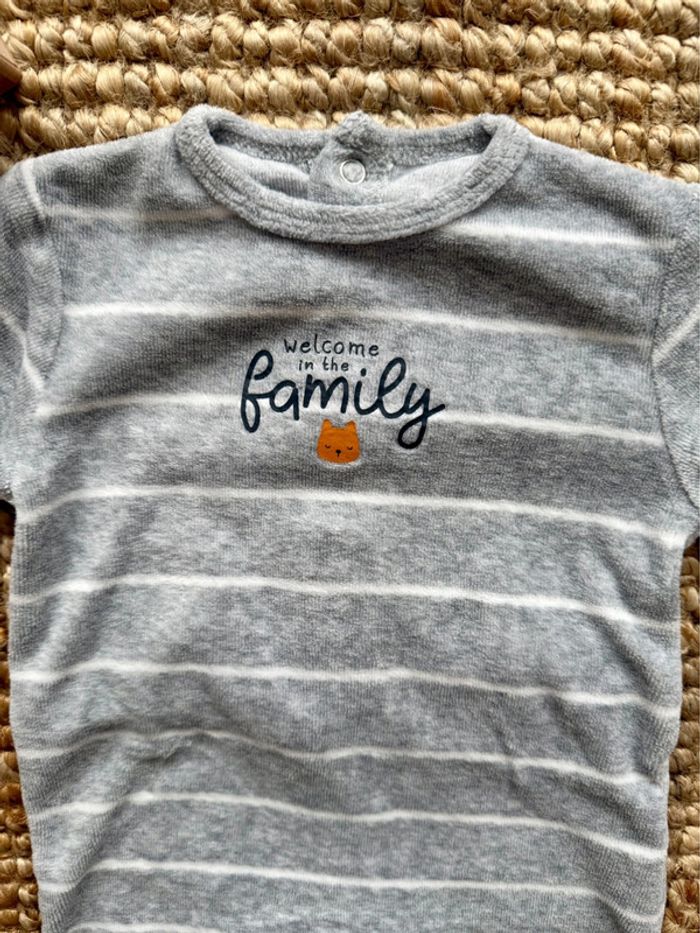 Pyjama velours Kiabi 3mois / 60cm - photo numéro 2