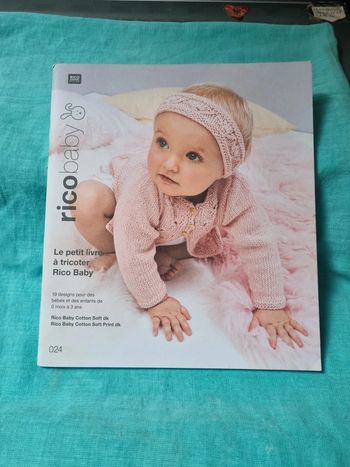 Le petit livre à tricoter Rico baby numéro 24