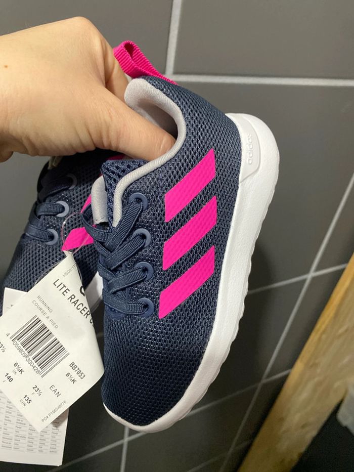 Basket adidas taille 23,5 neuve - photo numéro 6