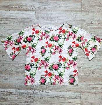 Tee shirt fleuri