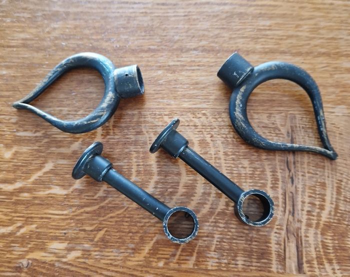 MDEKOR - Lot De 2 Embouts Pour Tringle à Rideau De 16 Mm, Finition Or Vieilli (type 1, Environ 0,5 Cm)