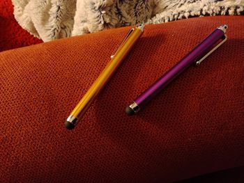 2 stylos  universel écran tactile