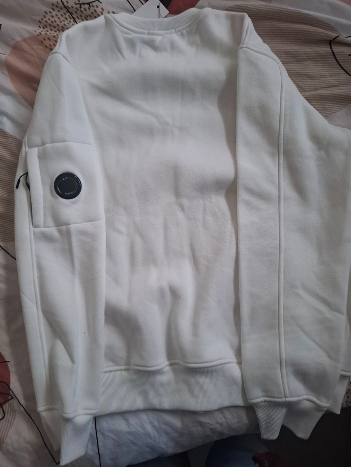 Pull homme C.P company - photo numéro 3