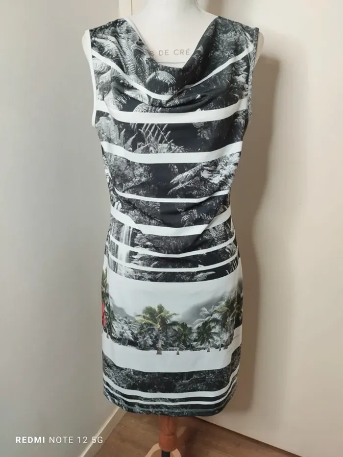 Jolie robe Charles Vögele taille 40