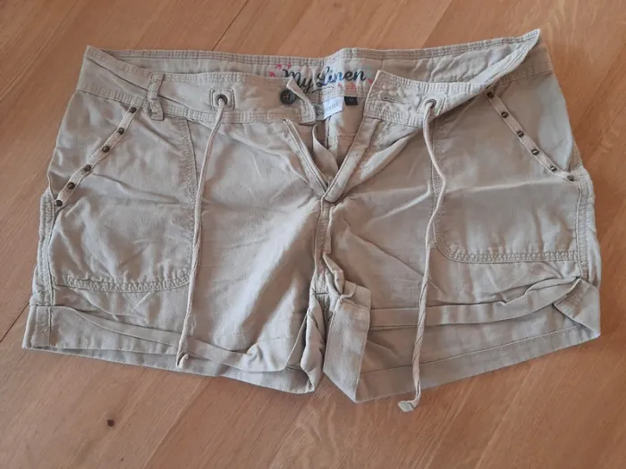 Short taupe / kaki