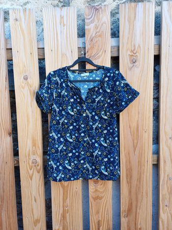 Jolie blouse à manches courtes bleue imprimé fleuri Firefly