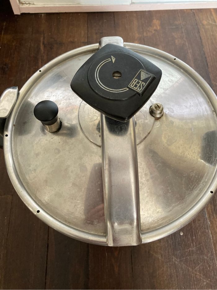 Cocotte minute - photo numéro 2