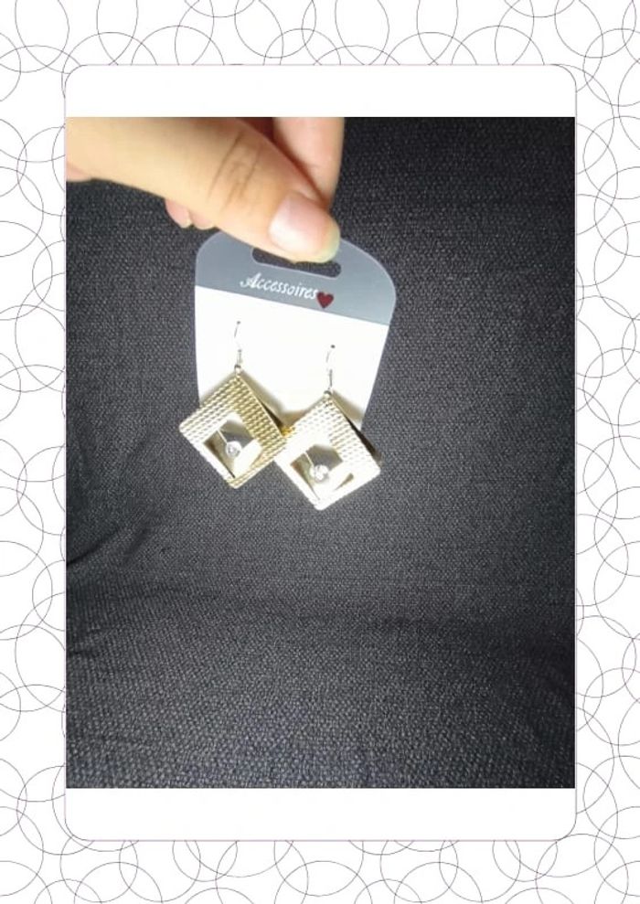 Boucle d'oreille - photo numéro 6