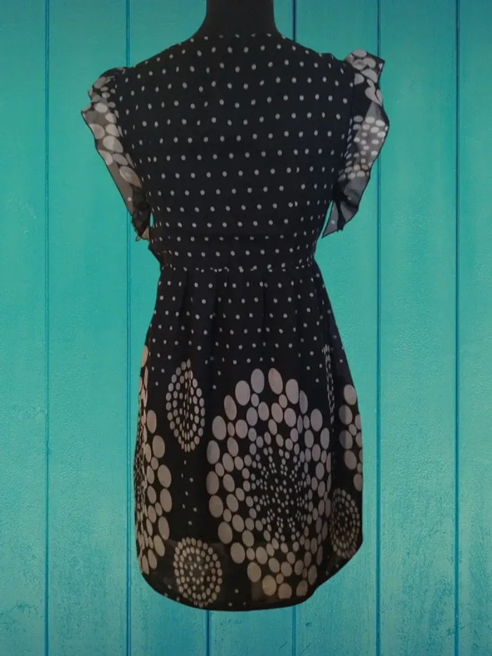 Robe sans manches - photo numéro 2
