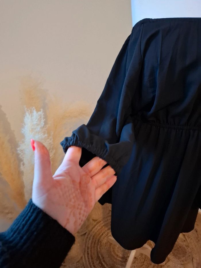 Petite robe noire fluide neuve Missguided taille S/M 36/38 - photo numéro 3