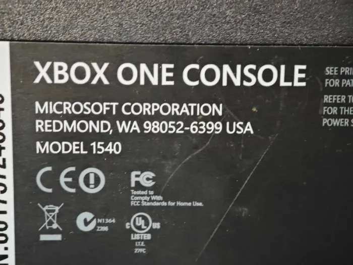 Console Xbox One/ 500Go/ Sans manette/ Garanti 1 an - photo numéro 7